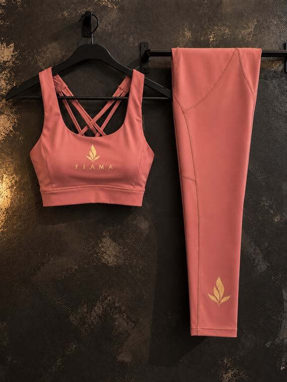 FIAMA — Set activewear, realizzato da Marra Street
